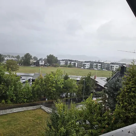 Sentralt, Hamresanden Kristiansand