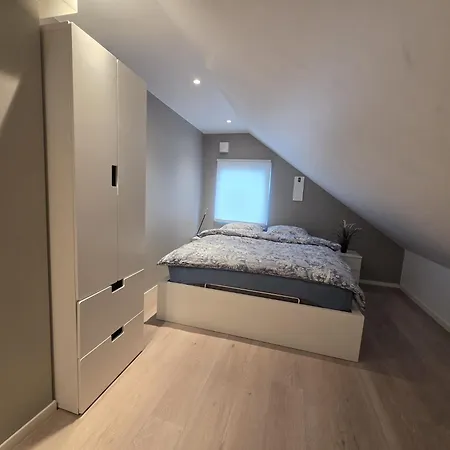 Sentralt, Hamresanden Сasa de vacaciones Kristiansand